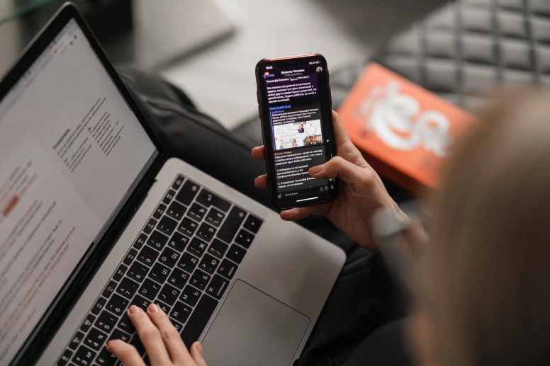 MEAN Stack for Mobile App Development: Pros and Cons